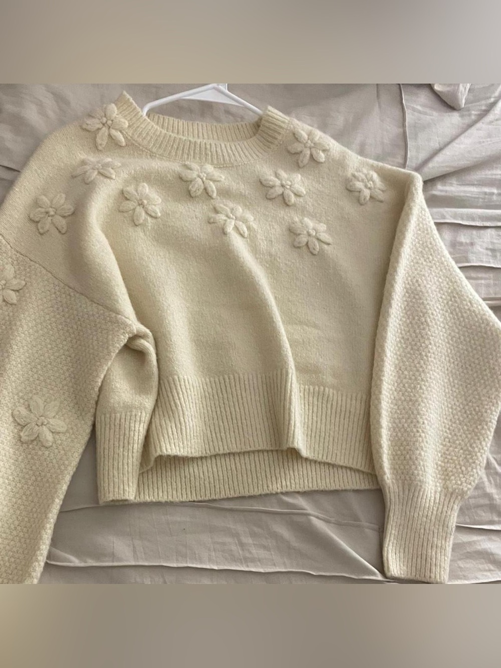Cream Floral Appliqué Crewneck Sweater - Women